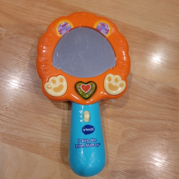 Vtech I See Me Lion Mirror Toy - Picture 3 of 5